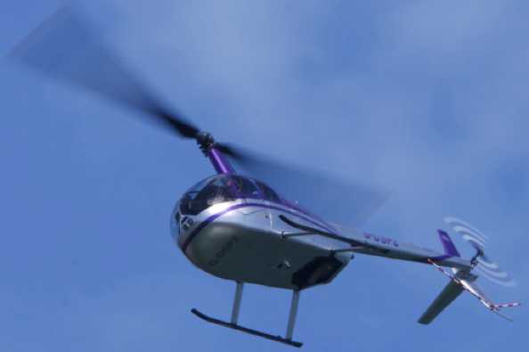 22 July 2020 - 15-12-38
It's not easy getting a twin bladed helicopter to look neat. 
------------------
G-DSPZ Robinson R44 of Focal Point Communications